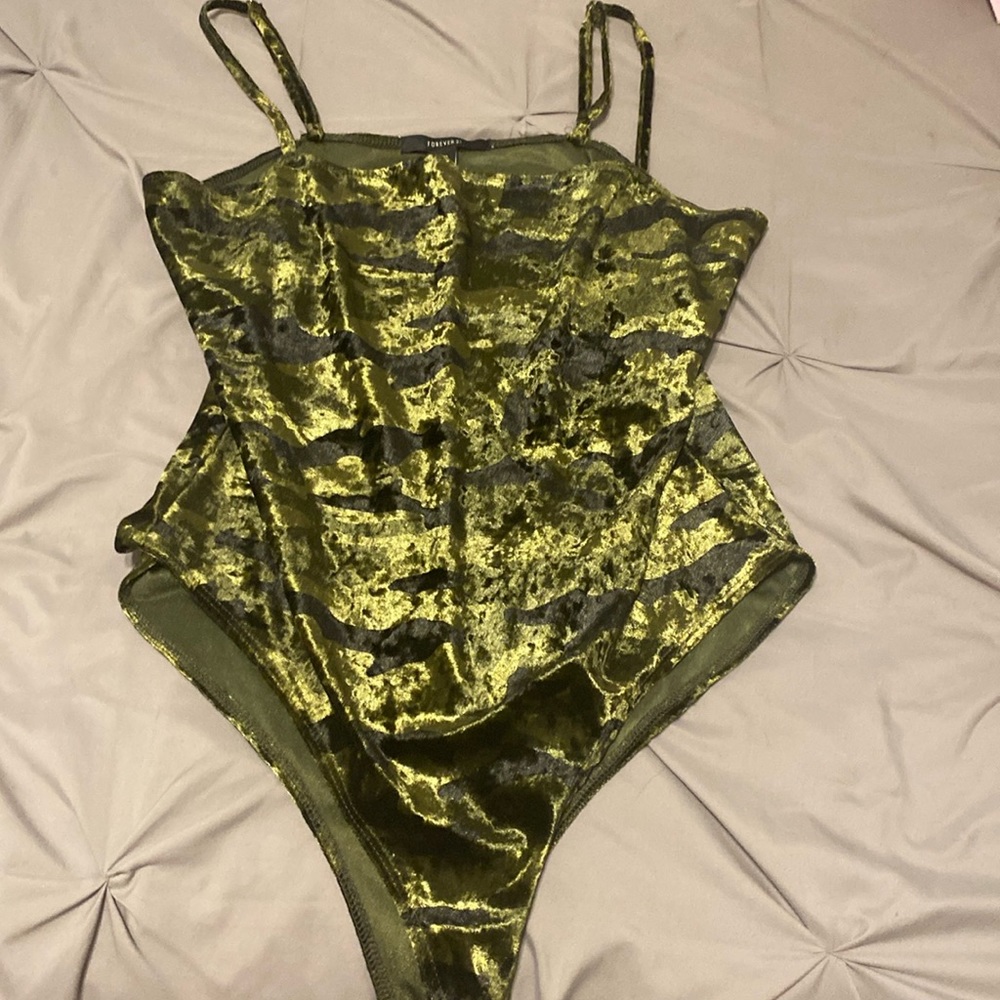 Lightweight velour camo bodysuit
